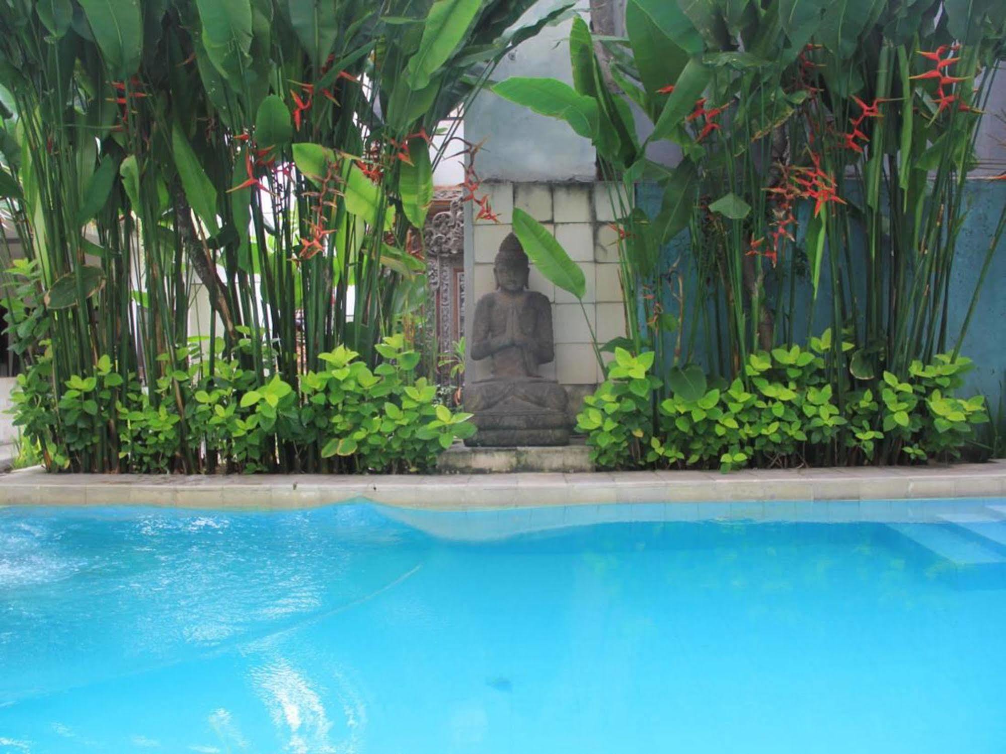 The Kubu Hotel Kuta Lombok Extérieur photo