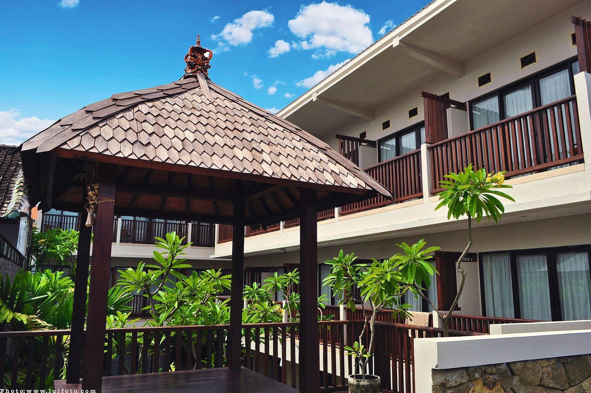 The Kubu Hotel Kuta Lombok Extérieur photo
